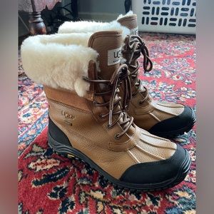 UGG Adirondack boots- Size 9